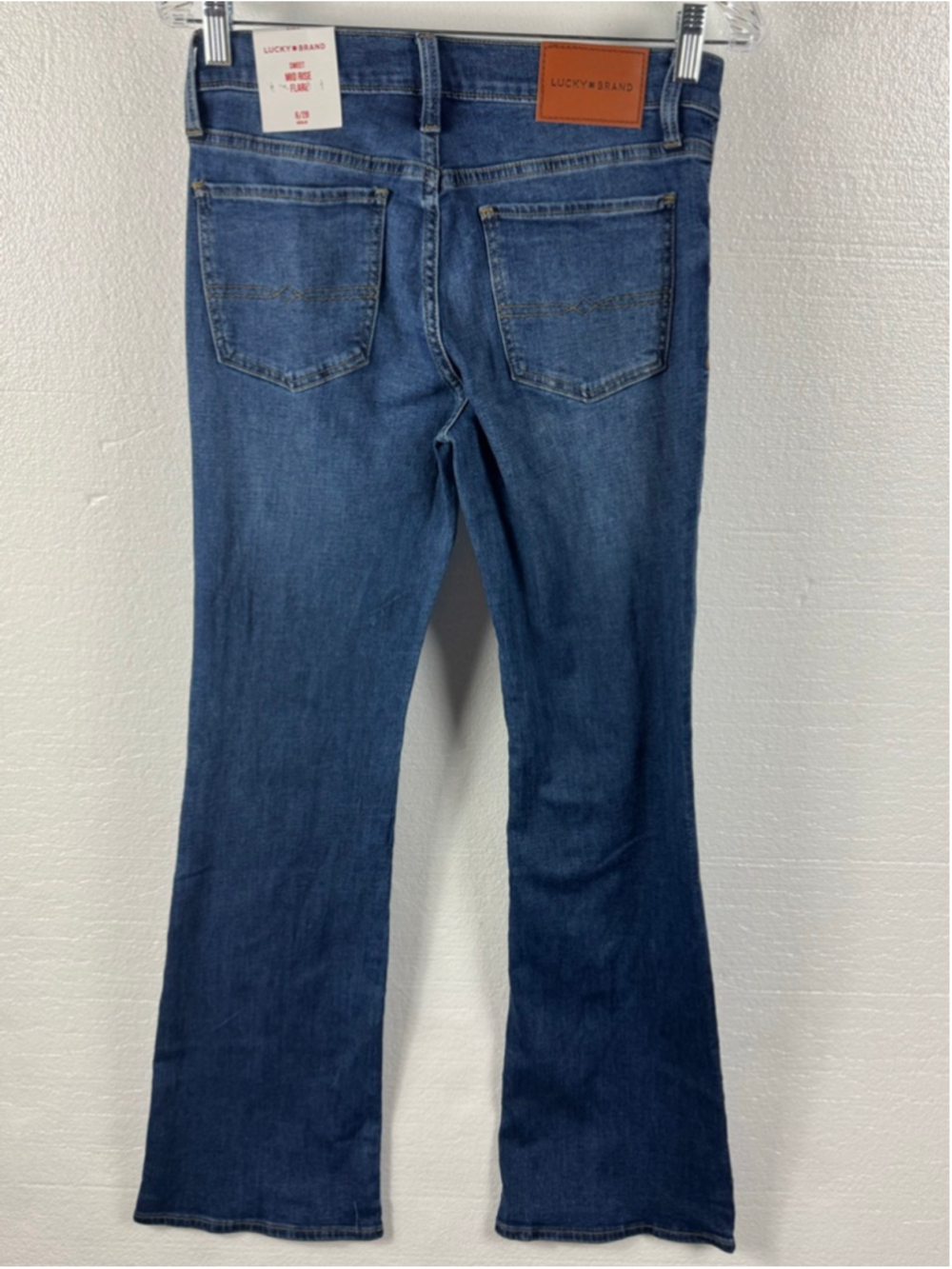 Lucky Brand Blue Sweet Mid Rise Flare Jeans 6/28 R - Picture 8 of 10